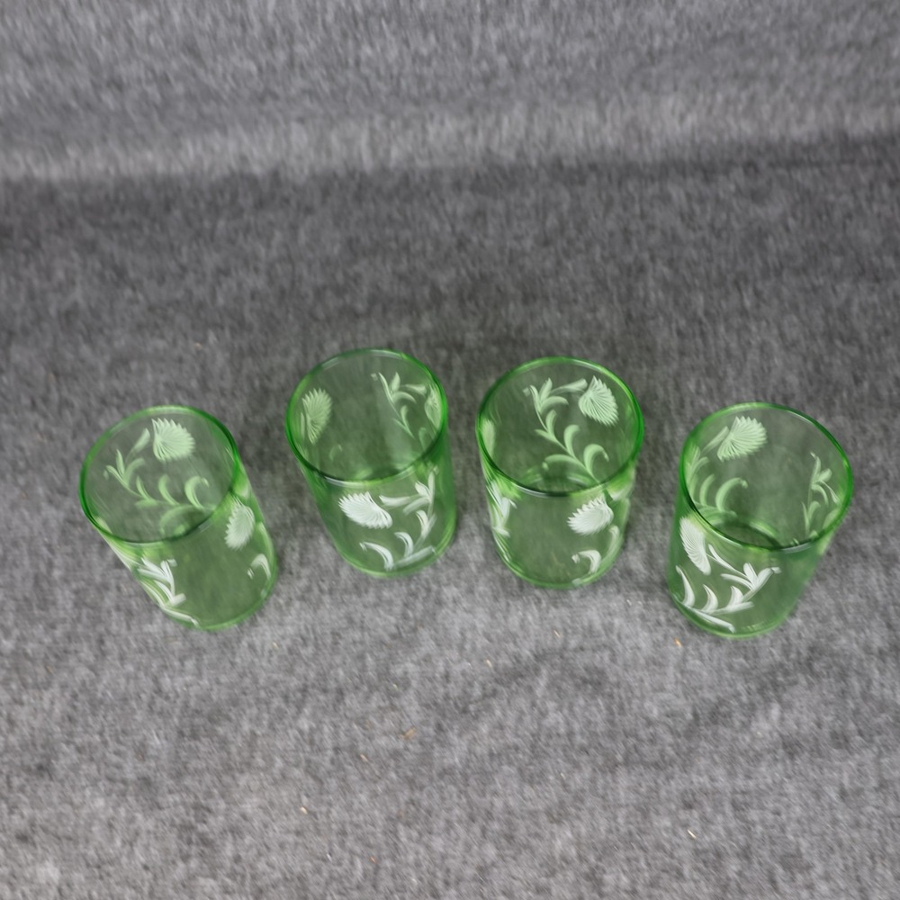 Vintage Unmarked Green Vaseline Glass Floral Uranium Shot Glasses Set 4 Decor - Picture 5 of 8